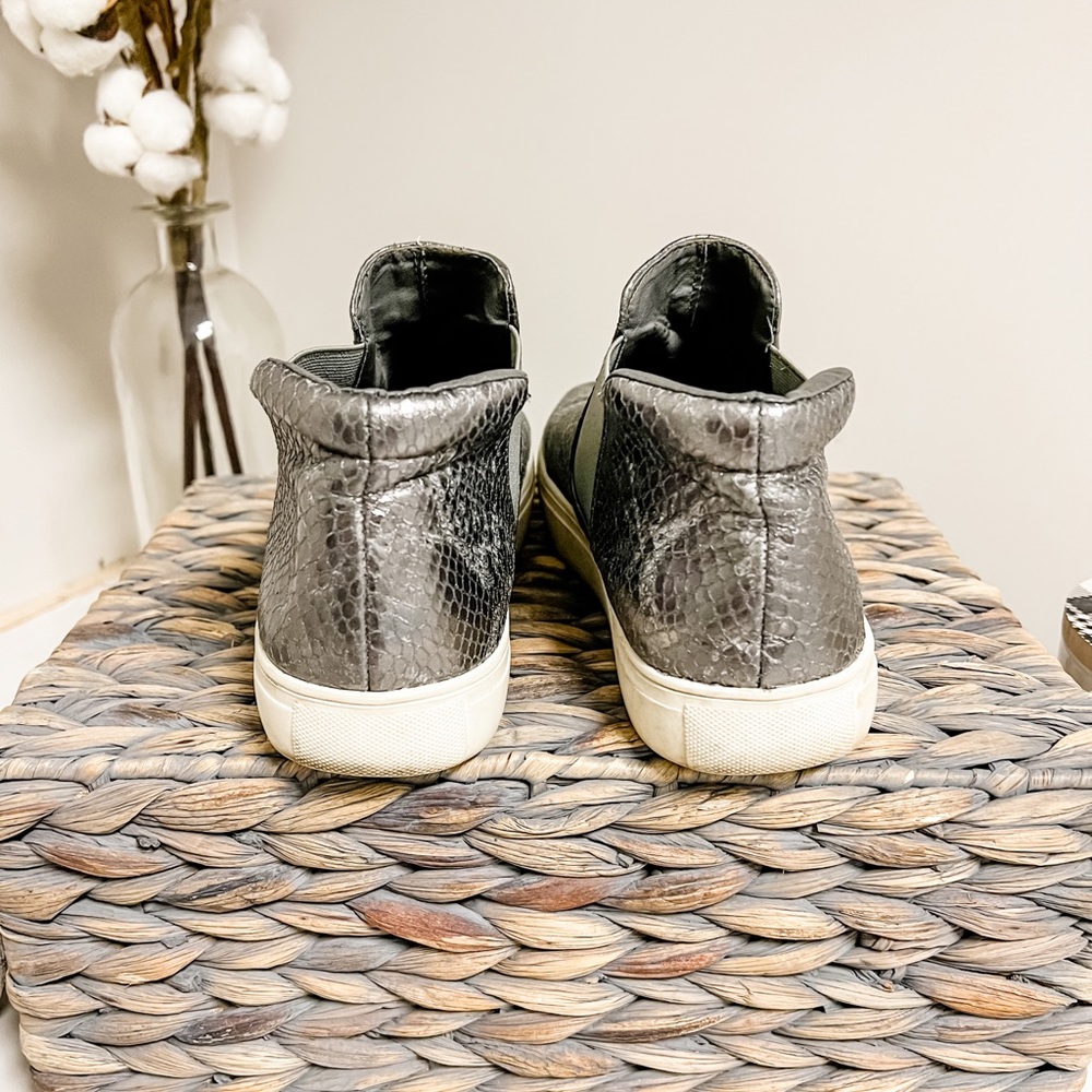 Coconuts By Matisse Harlan Silver Snake Skin Prin… - image 5